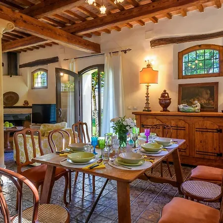 Luce Tra I Saggi 8 By Marche Montemaggiore al Metauro