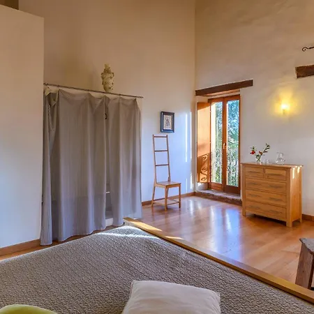 Villa Luce Tra I Saggi 8, Emma
